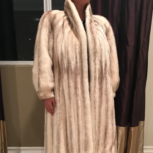 MINK FUR COAT. 100% Real Mink - Picture 5 of 10